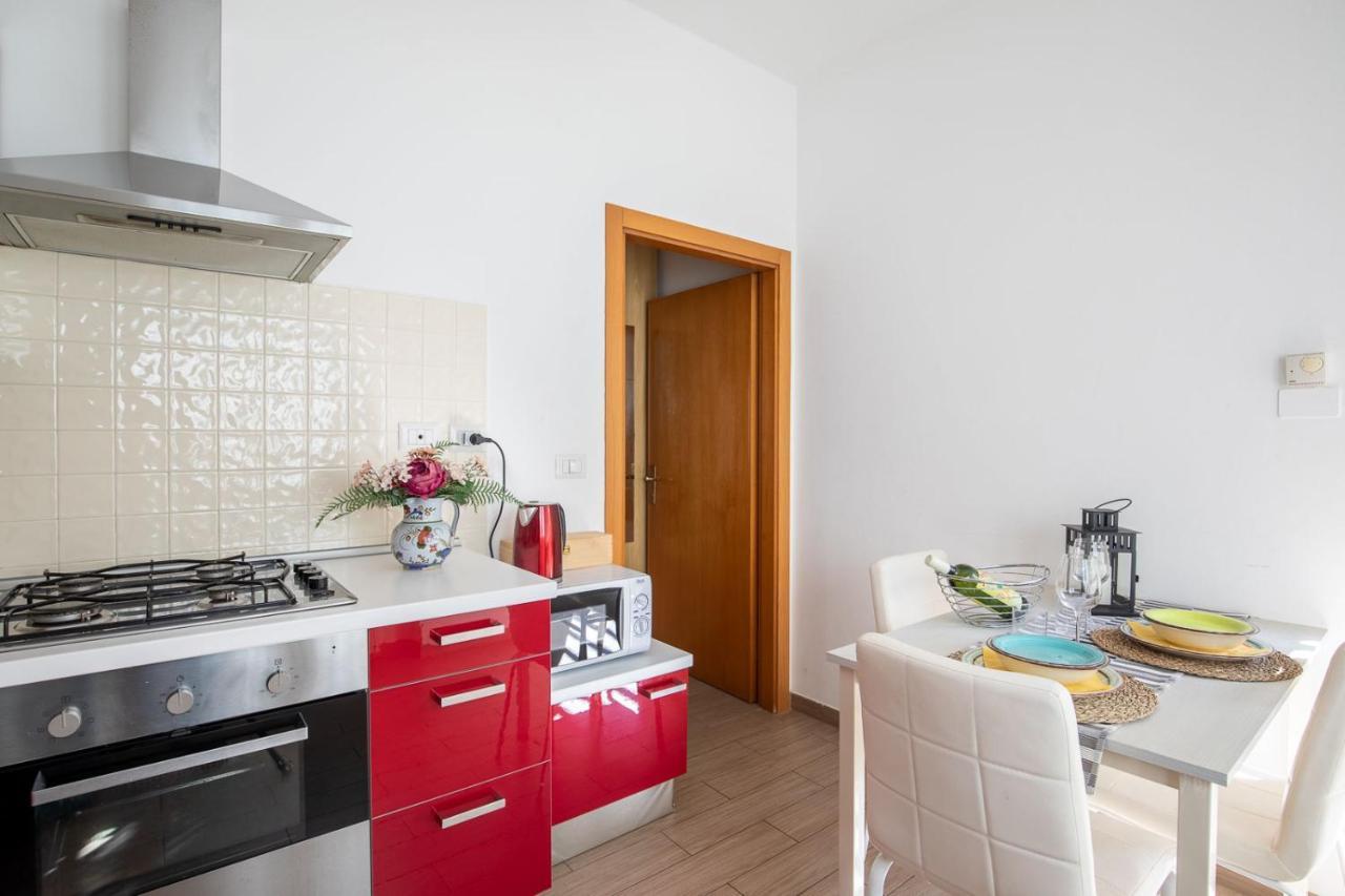 Bilocale Con Giardino A 200Mt Dal Mare - Homeunity Rimini Kültér fotó