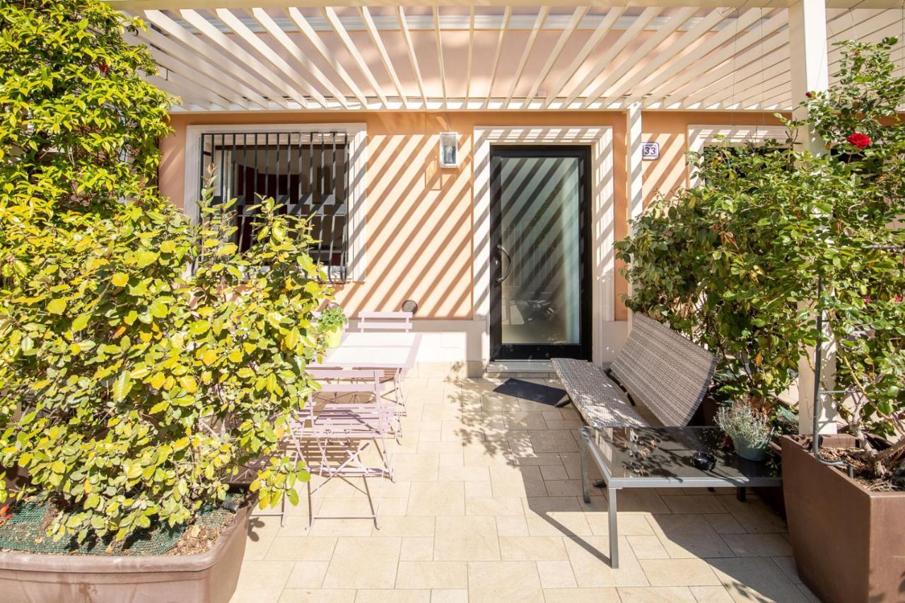 Bilocale Con Giardino A 200Mt Dal Mare - Homeunity Rimini Kültér fotó