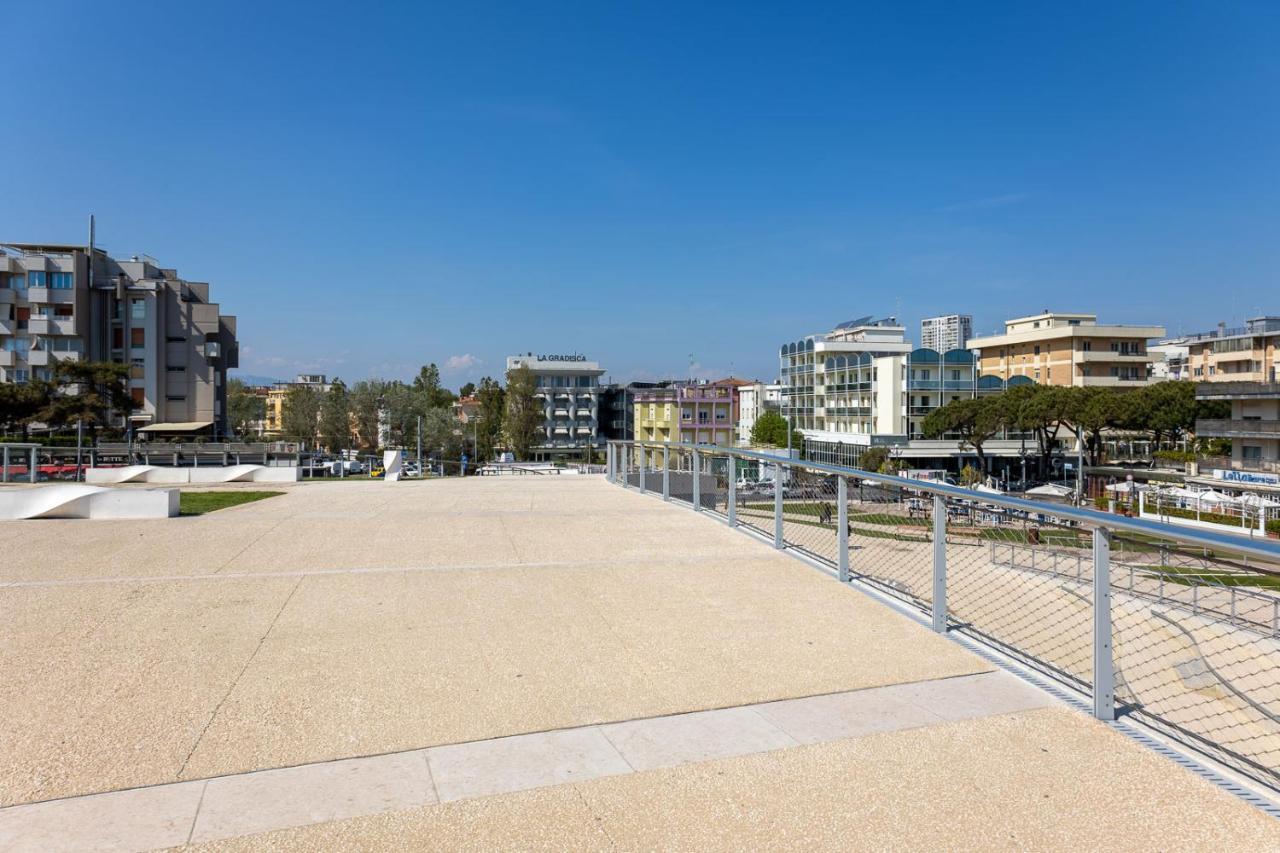 Bilocale Con Giardino A 200Mt Dal Mare - Homeunity Rimini Kültér fotó